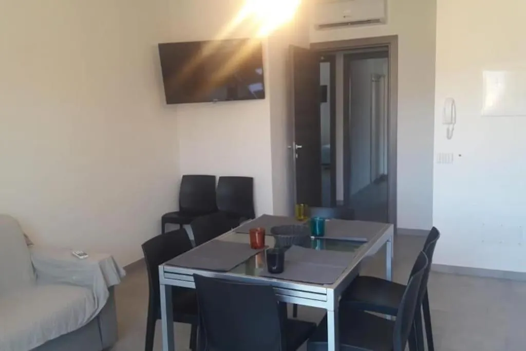 Super Appartamento Terrazza Panoramica 3 Camere Villasimius 0*,  Olaszország