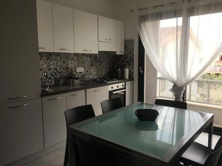 Super Appartamento Terrazza Panoramica 3 Camere Villasimius Apartman